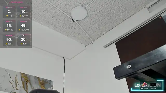 Dyla_n18 – Live XXX-chat