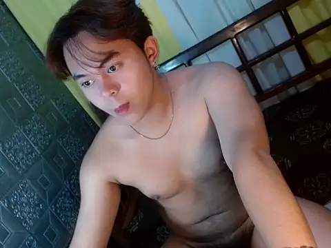 Show modela Bigboy_Hiro na web-kameri