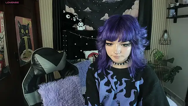 ravencollen Adlı Modelin Canlı XXX Sohbeti