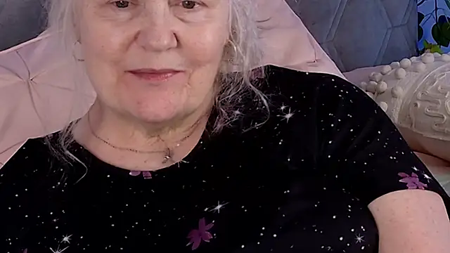 دردشة Kaitlyn_Winters الجنسية المباشرة