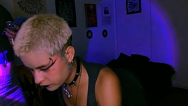 Živý XXX chat alex_one888