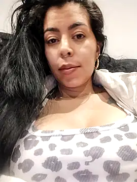 XXX chat uživo modela Luianna