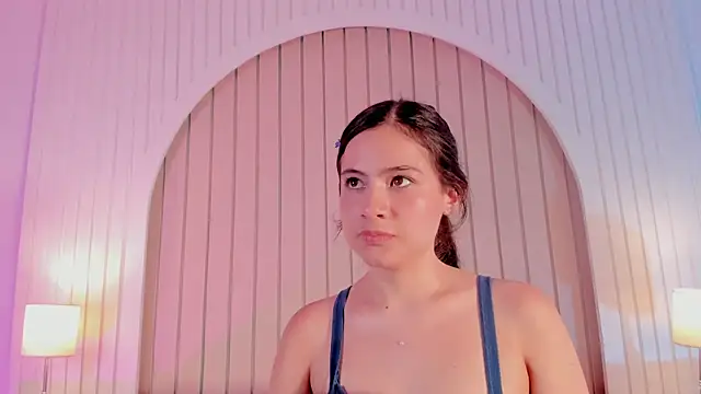 ameliiaa_smith élő XXX-chatje