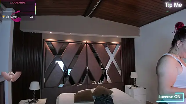 victoria_mooree Adlı Modelin Canlı XXX Sohbeti