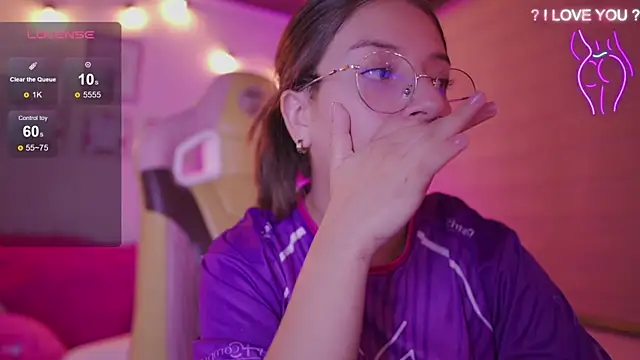 แชท XXX สดของ milly_kenner