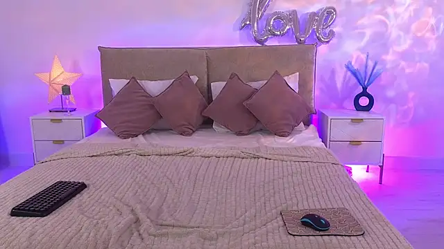 Jules_night's Webcam Show