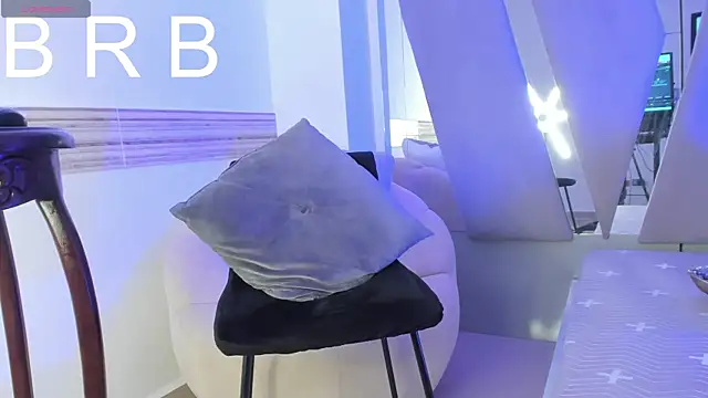 Czat XXX na żywo – Keila_Rose