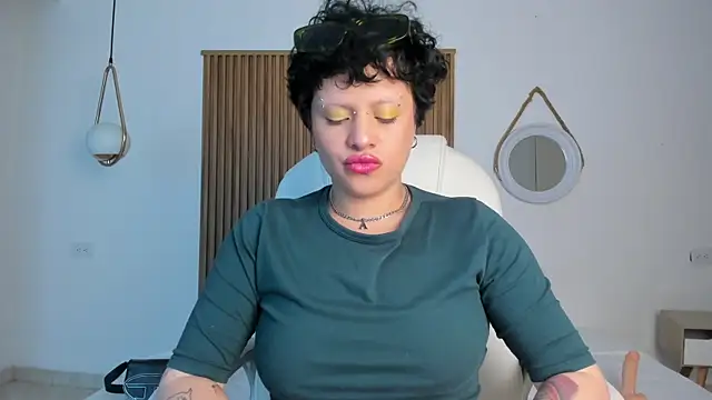 Alaska_deluxe: онлайн-секс-чат