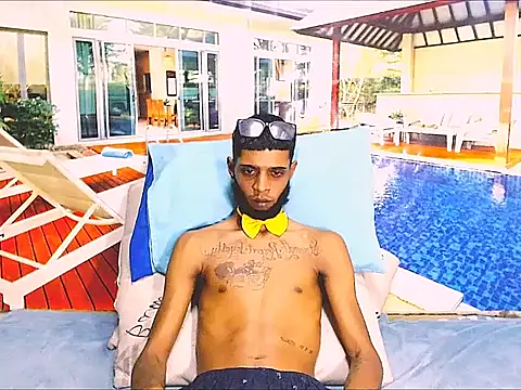 Chat XXX en directo de CharmingIndian1