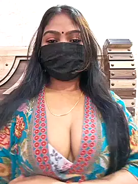 Cute-Ananyaa Show in webcam