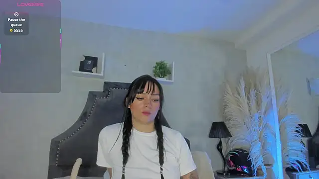 EmiliaRose_ élő XXX-chatje