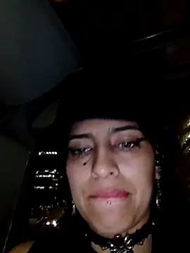 Chat XXX en directo de jaade_doll