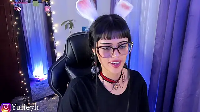 Chatroom XXX en direct de _Jessy_Moon_