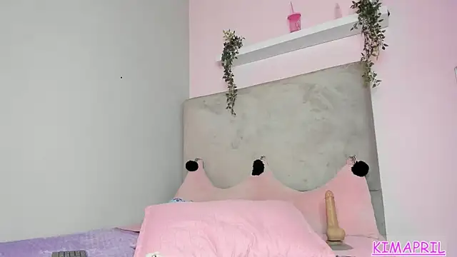 Chat +18 de KIMAPRIL ao vivo