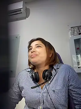 Sexy-CallCenter live XXX chat