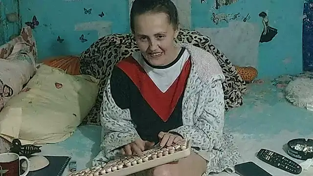 brighteyes77 live XXX chat