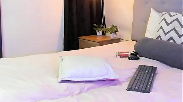 KelaniSilva's Live XXX Chat