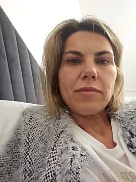 FeliciaKrige ওয়েবক্যাম শো