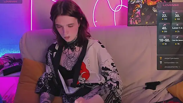 Simona_Rain élő XXX-chatje