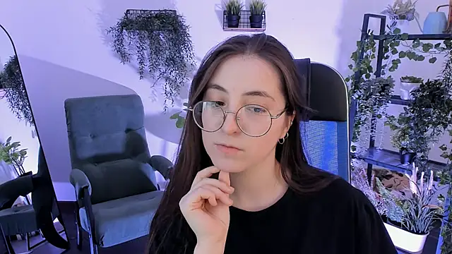 VirtuallVoyant Live XXX-chat