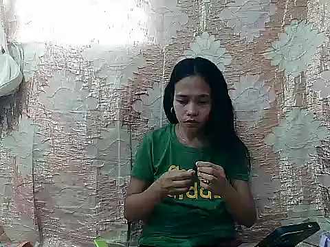 PinaySkinnyGirlのライブXXXチャット