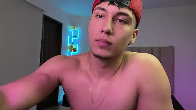 Chatroom XXX en direct de CHRIS_MORGAN1