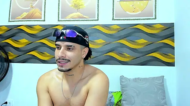 Leon_Hotx webkamerás műsora