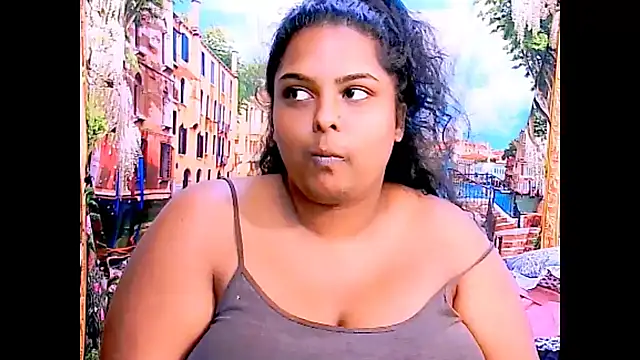 Онлайн чат XXX Indianfairy99