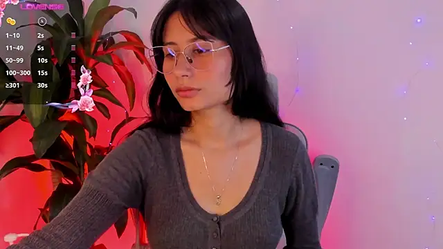 Chat XXX ao vivo de NayeCloud