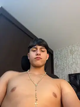 Онлайн чат XXX Lander_Cruz