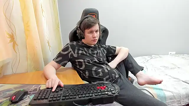 iliaskrislove Show in webcam