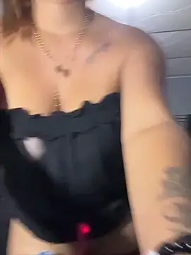 MariBelle1 在線直播表演