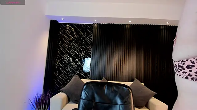 Онлайн чат XXX Alicee_Broownn