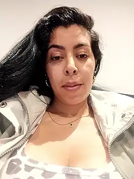 دردشة Luianna الجنسية المباشرة