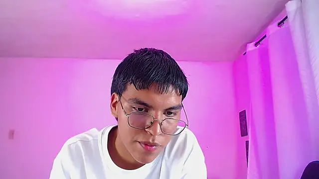 Maecum18 라이브 XXX 채팅