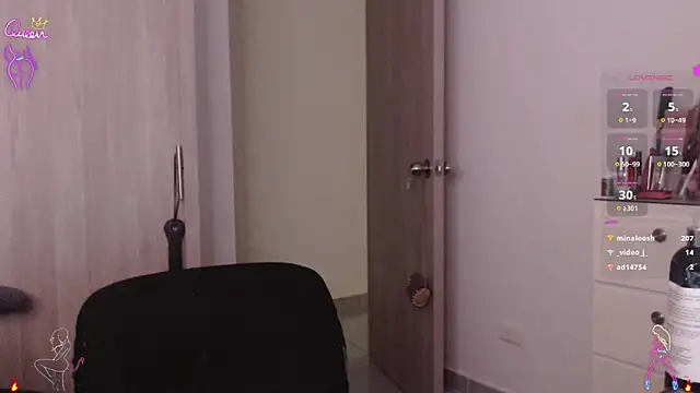 Czat XXX na żywo – scarlett_diamond11