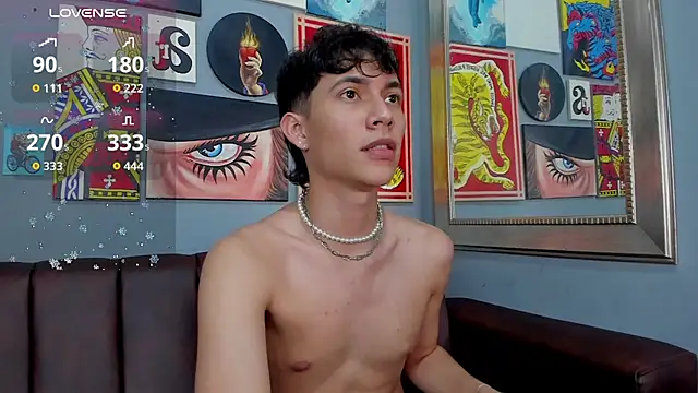 AronTawers Live XXX-Chat