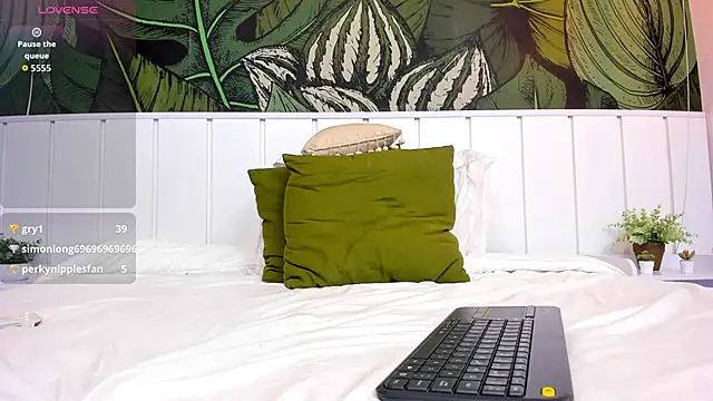 Živý XXX chat CarolineLaurent