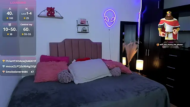 Nina_curves live XXX chat