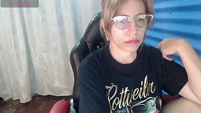 Chayla_Ruiz's Live XXX Chat