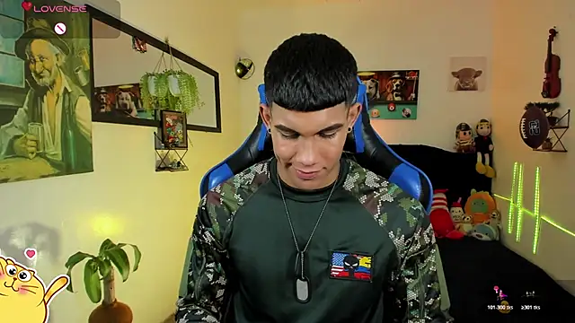 Damian_latinxxx: διαδικτυακό σόου στην κάμερα