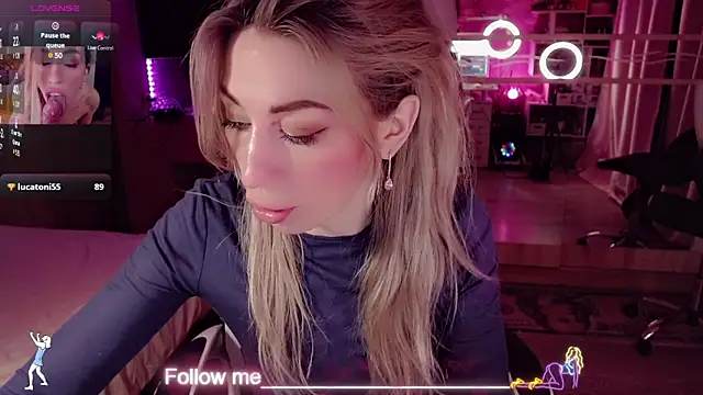 AnnieGOld_ Live XXX Chat