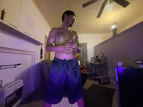 ThrowedWorldWide's Live XXX Chat