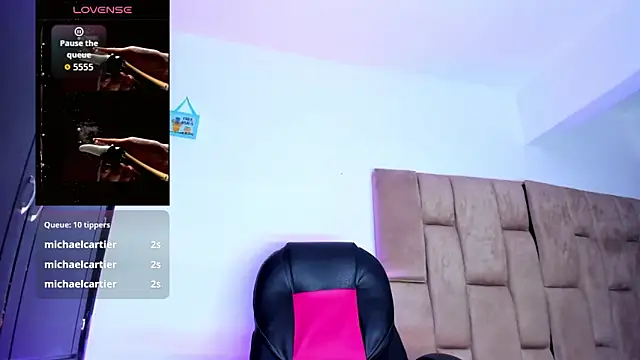 XXX chat uživo modela joeli_sweet