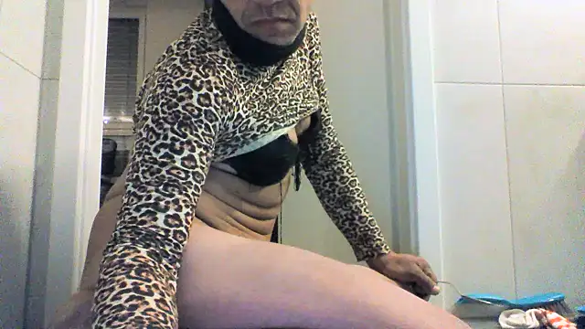 susilover6969x6969 Webcam-Show