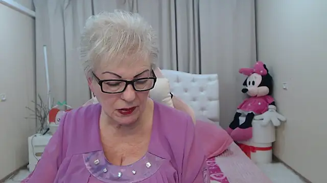 KayleSmoll 现场XXX聊天