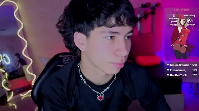 Chat XXX en directo de kaelwolf_tay