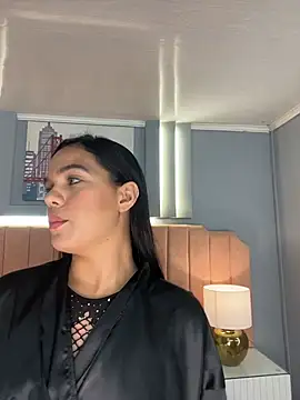 Bella-Ferrer Chat XXX live