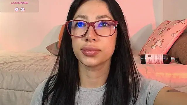 Chatroom XXX en direct de lilyy_evanss