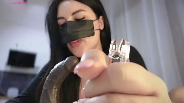 MiraHabibtek – webcam-show